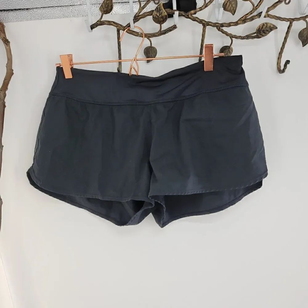 Nike athletic shorty shorts black